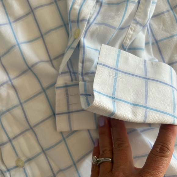 BCBG Men's Slim Fit White Button Down Dress Shirt with Blue Print Size Large - Picture 4 of 7